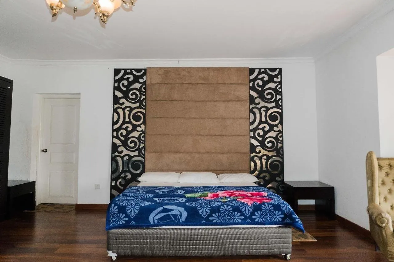 Villa Moon Beam Luxury Bungalow Nuwara Eliya